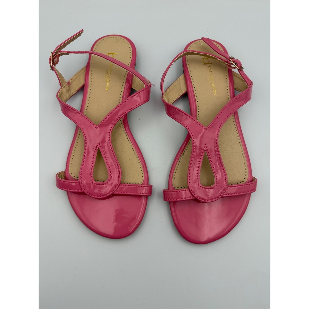 Boston Design Studio Womens Pink Patent T-Strap Flat Sandals Size 9 Hot Pink